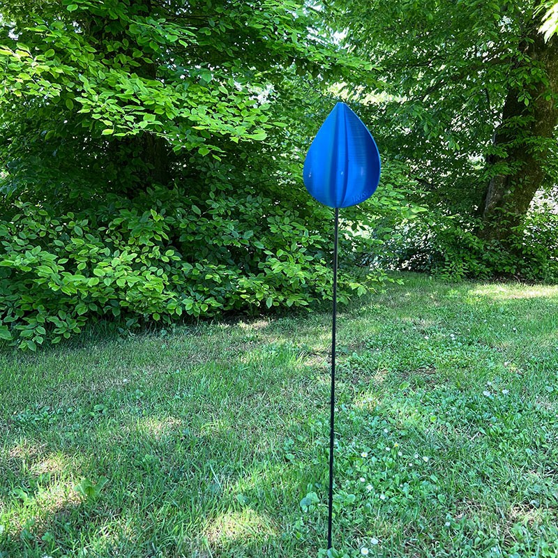 Chasse Taupe naturel - Couleurs: Bleu paon Chasse Taupe naturel - Couleurs: Bleu paon