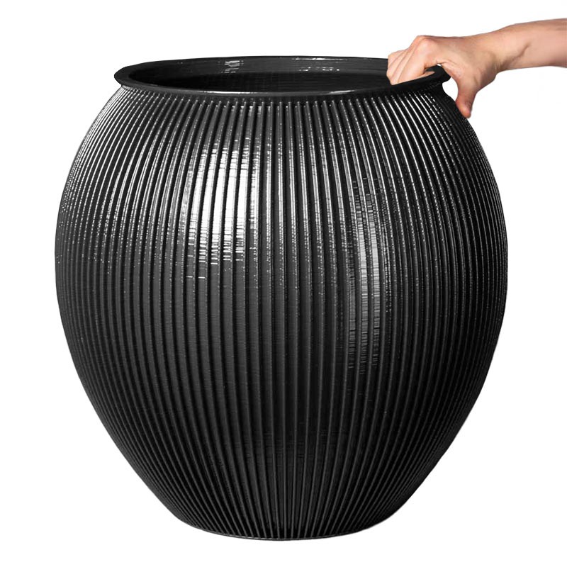 Grand pot de fleur Alinéa - Volume: 50L - Couleurs: Gris anthracite Grand pot de fleur Alinéa - Volume: 50L - Couleurs: Gris anthracite
