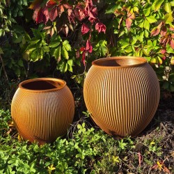 deux caches pots ronds design texturé couleur bronze