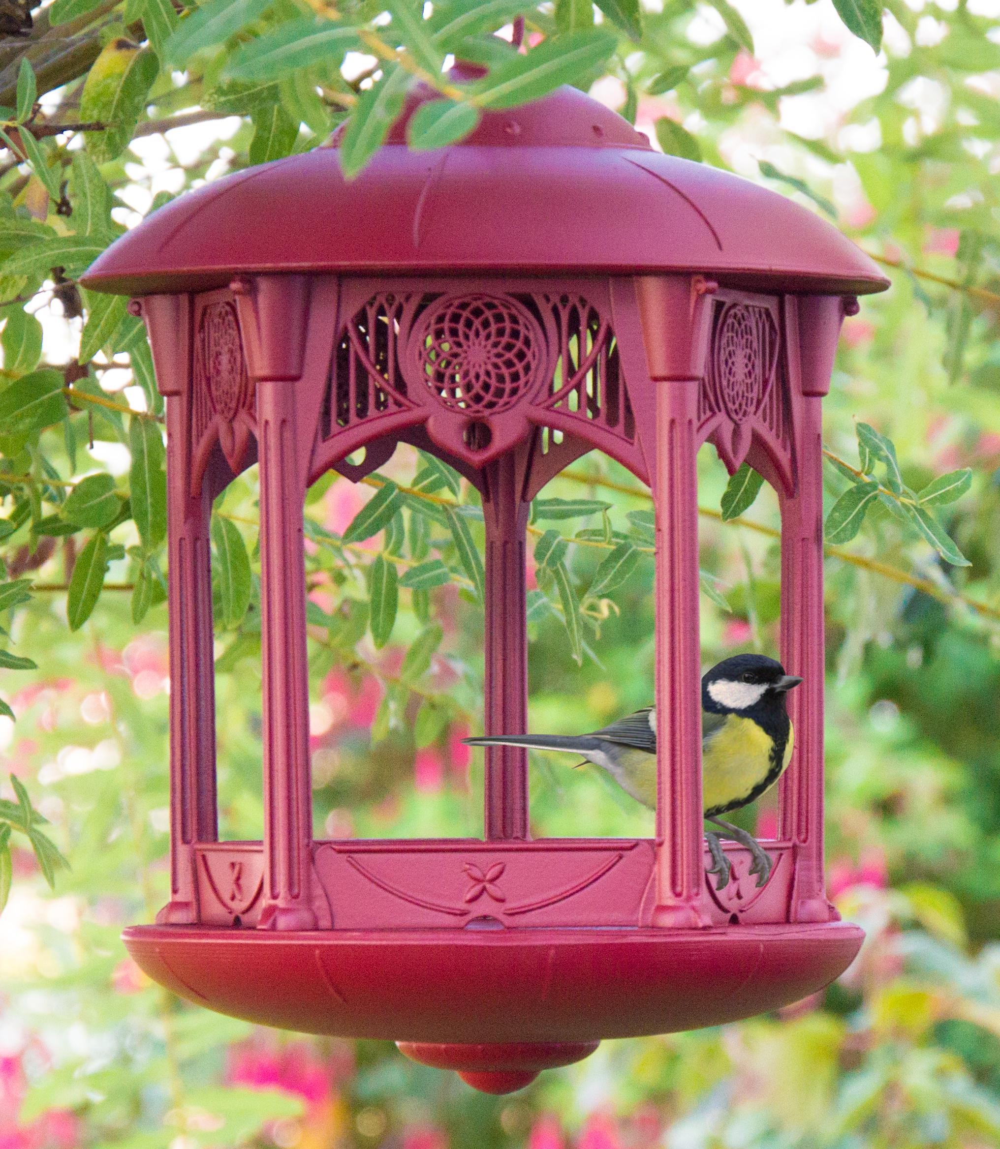 Mangeoire à oiseaux métallique en forme de lanterne