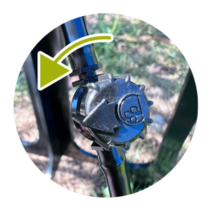 Couper le robinet d'eau goutte à goutte